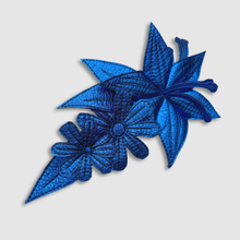 Load image into Gallery viewer, 'metallic blooms' leather brooch (blue)