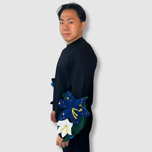 Load image into Gallery viewer, 'blooms in blue' crewneck sweatshirt