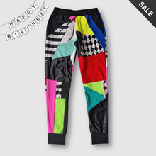 Load image into Gallery viewer, 'pop dell’arte' all-over patchwork 3-pocket joggers
