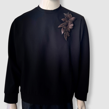 Load image into Gallery viewer, 'metallic blooms' leather brooch (copper)