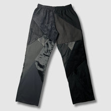 Load image into Gallery viewer, black woven joggers