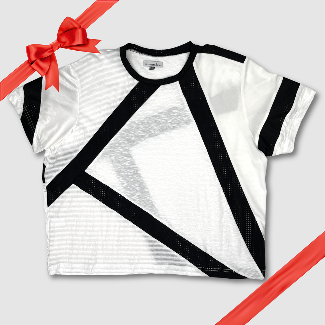 in-stock holiday - SIZE: 2XL - white + black stripes short sleeve tee shirt