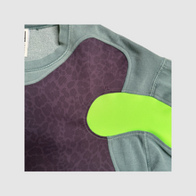 Load image into Gallery viewer, &#39;the trippy drip&#39; sweat (large) - birthday sale 1/6
