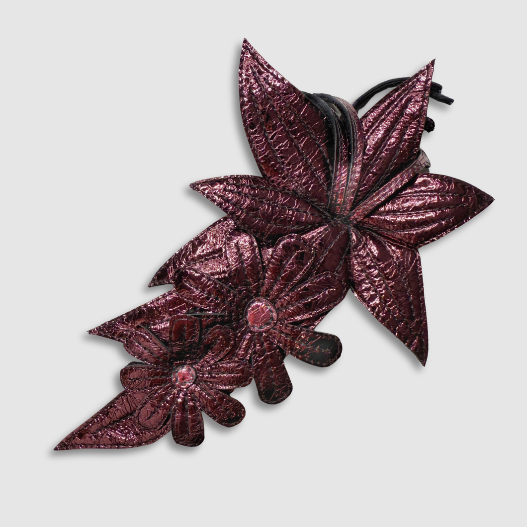 'metallic blooms' leather brooch (maroon)