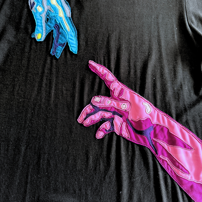 size extra small - preloved - creation hands short sleeve tee