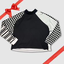 Load image into Gallery viewer, in-stock holiday - SIZE: 3XL - black + white &#39;color block&#39; sweatshirt
