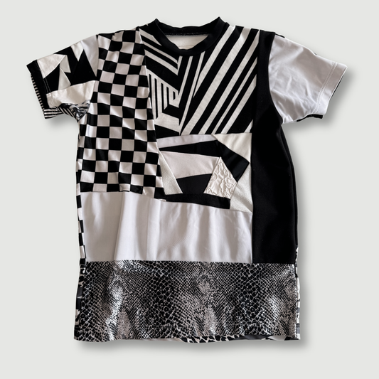 size extra small - preloved - black + white short sleeve tee