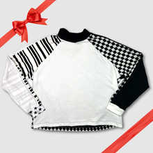 Load image into Gallery viewer, in-stock holiday - SIZE: 2XL - black + white &#39;color block&#39; sweatshirt
