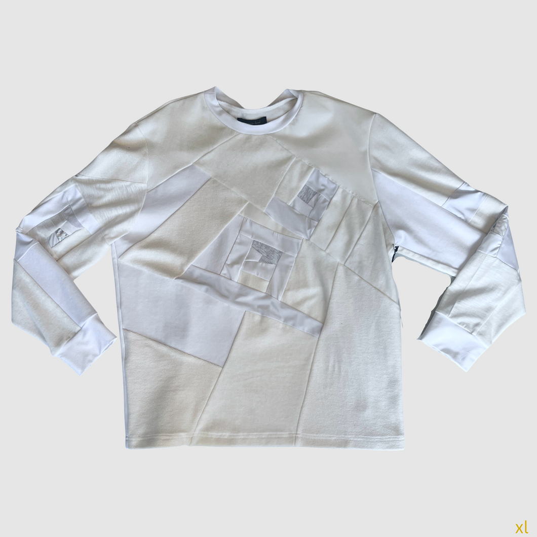 xl white sweatshirt - IN STOCK
