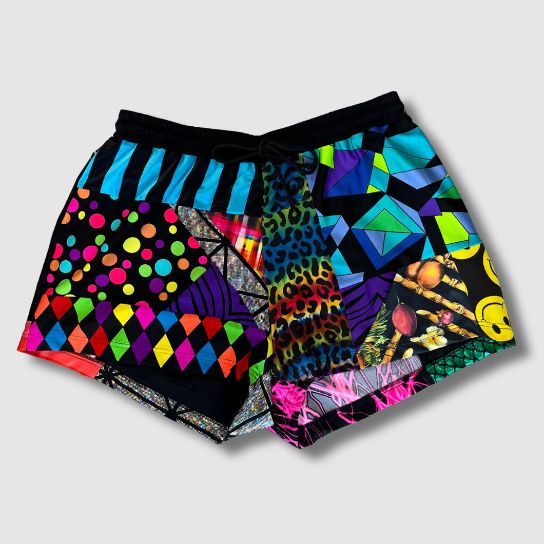 preloved - SIZE: 2XL - colorful 'all-over reroll' shorts