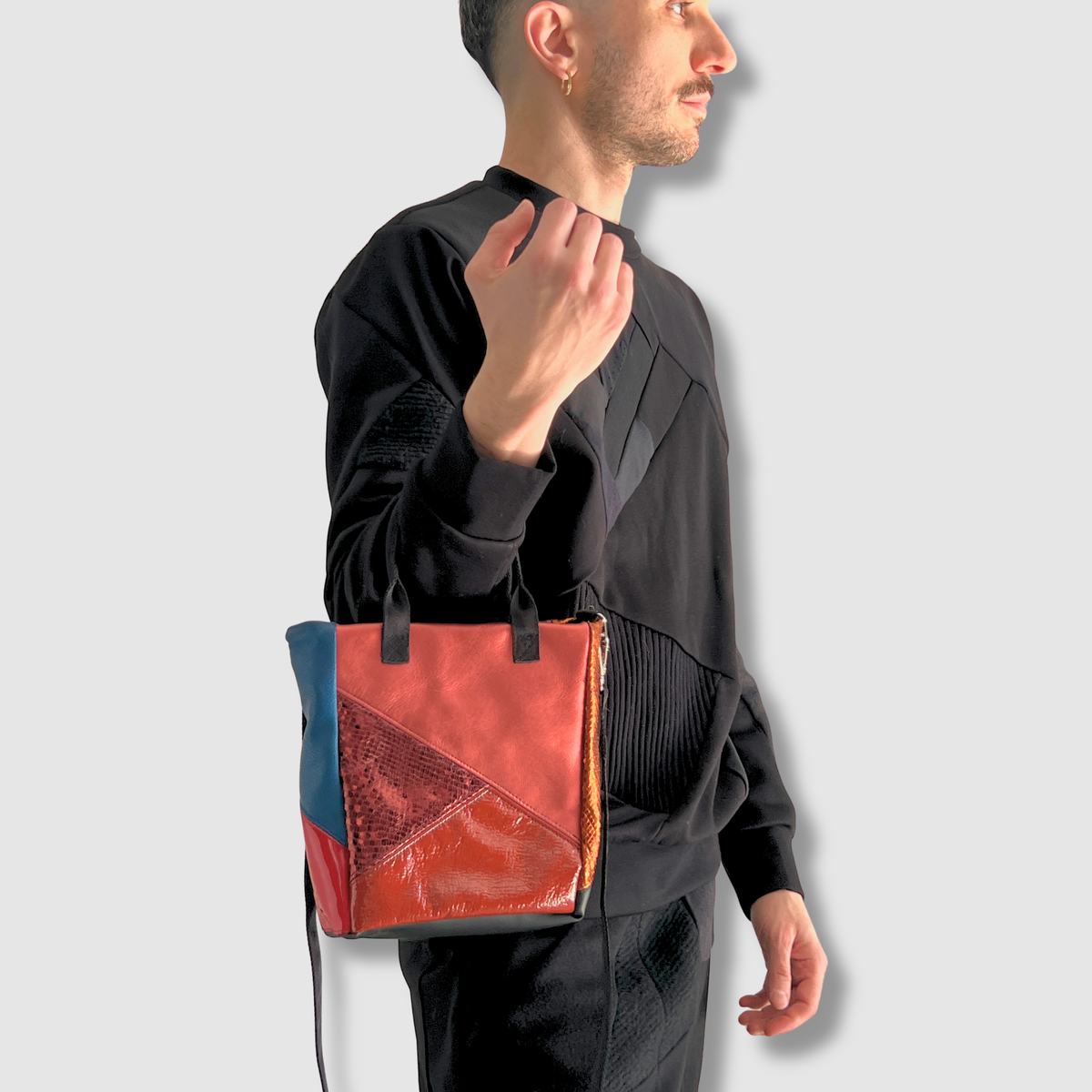 size small - sample sale - the little cutie bag (leather)