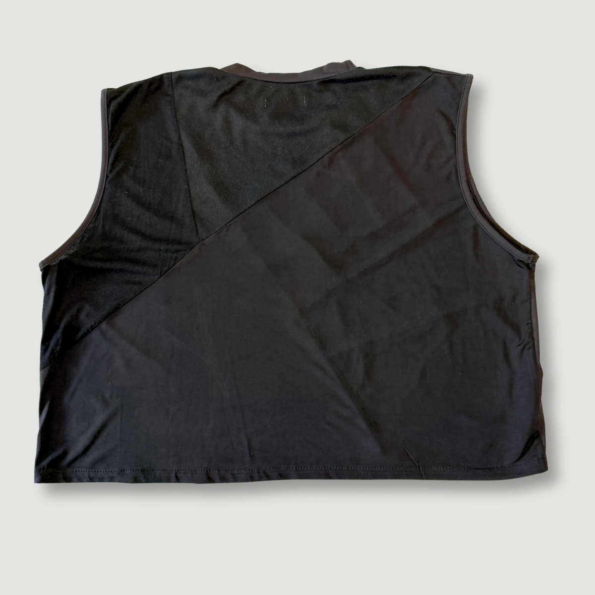 size large - sample sale - black crewneck crop top