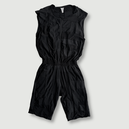 size medium  - preloved - black "all-over reroll" romper