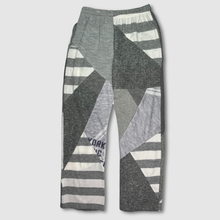 Load image into Gallery viewer, in-stock holiday - SIZE: M/L - the gray sweatpant
