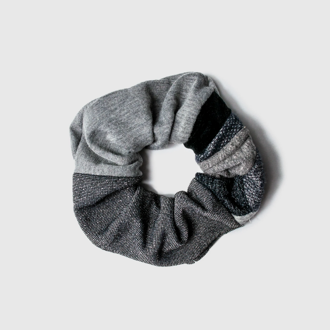 gray scrunchie - IN STOCK