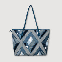 Load image into Gallery viewer, the diamond tote
