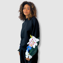 Load image into Gallery viewer, &#39;spring bouquet&#39; crewneck sweatshirt *NEW RELEASE*

