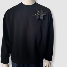 Load image into Gallery viewer, &#39;black tie floral&#39; leather brooch
