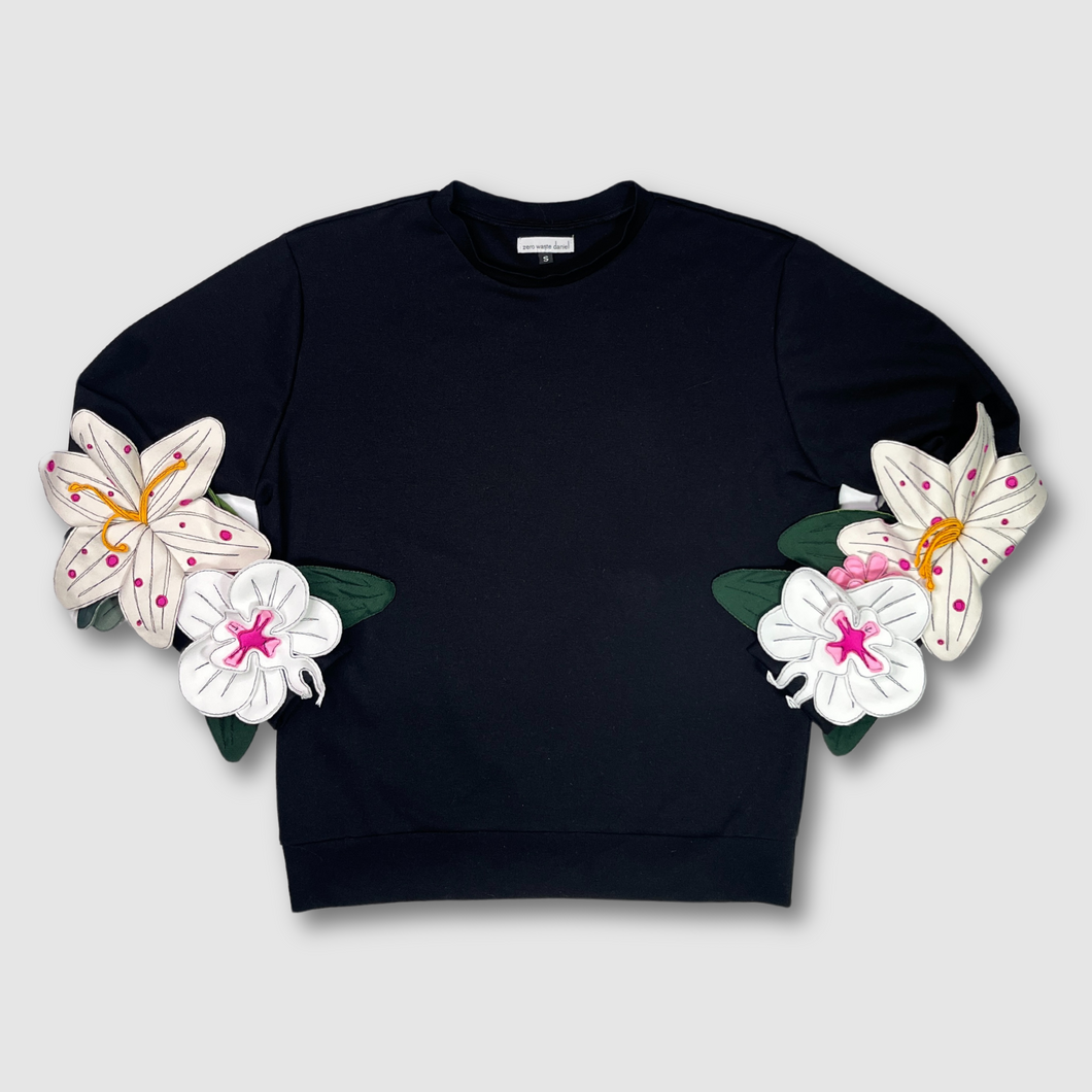 black 'florals for winter' crewneck sweatshirt *NEW RELEASE*