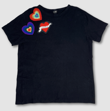 Load image into Gallery viewer, preloved - SIZE: M - pride tee
