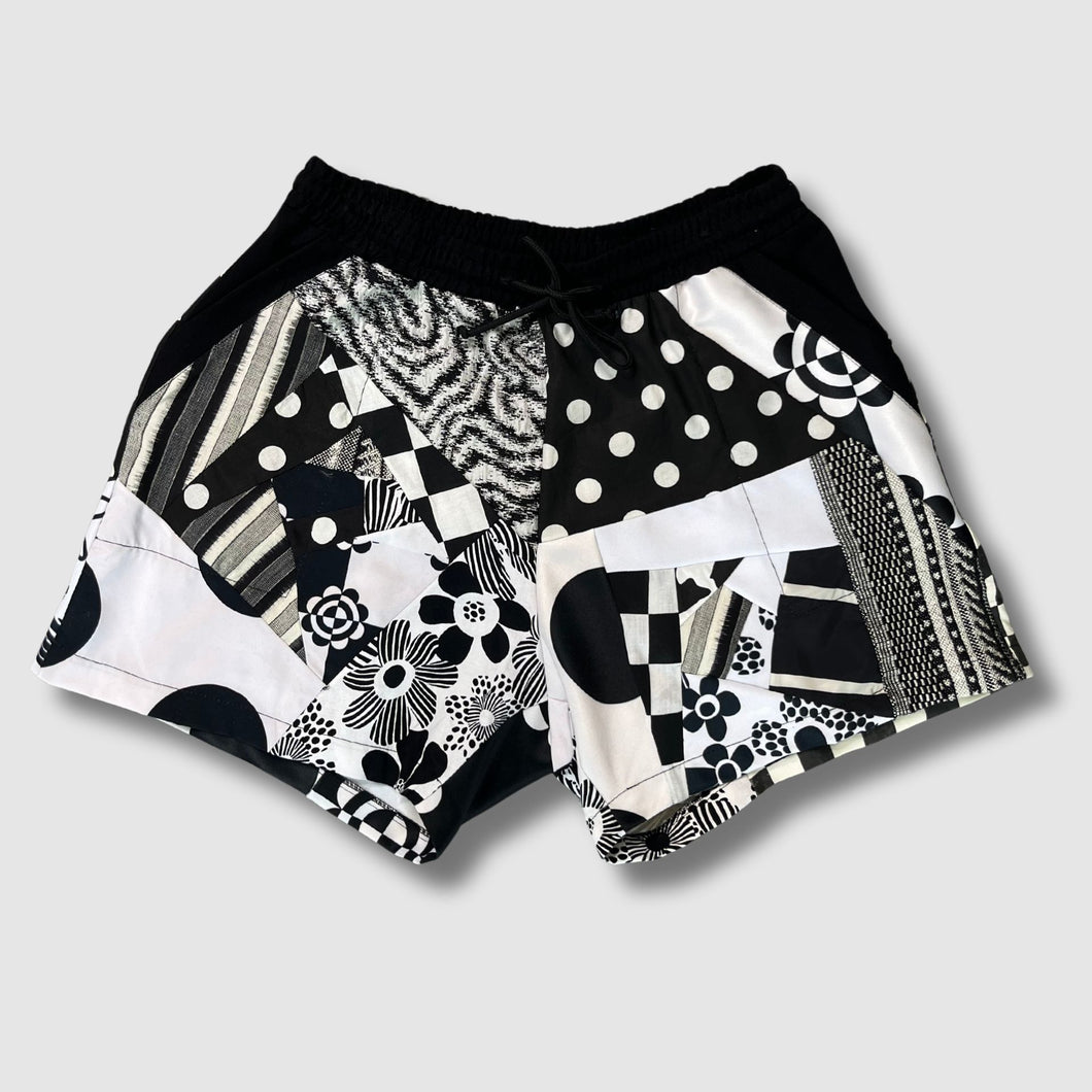 black and white 'all-over reroll' short (XXL)