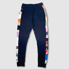 Load image into Gallery viewer, preloved - SIZE: XS - black &#39;striped reroll&#39; joggers
