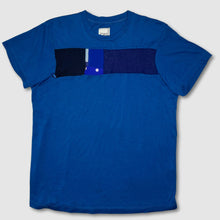 Load image into Gallery viewer, preloved - SIZE: XL - blue &#39;striped reroll&#39; tee
