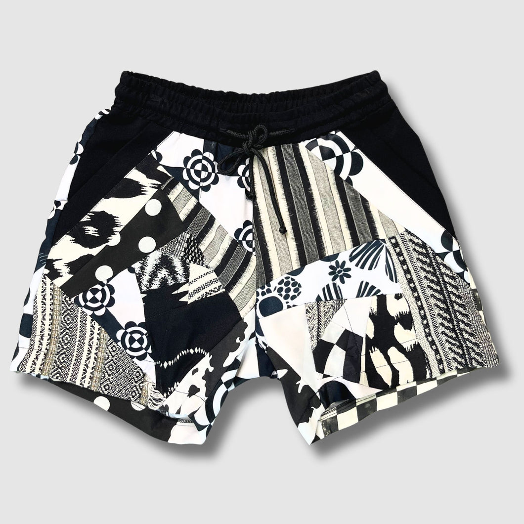 black and white 'all-over reroll' short (xs)