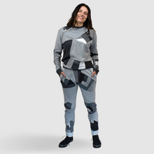 Load image into Gallery viewer, gray sweatsuit on model made by zero waste daniel a sustainable fashion brand in ny
