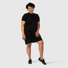 Load image into Gallery viewer, black &#39;all-over reroll&#39; short sleeve long tee shirt
