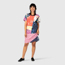 Load image into Gallery viewer, mixed floral &#39;all-over reroll&#39; short sleeve long tee shirt

