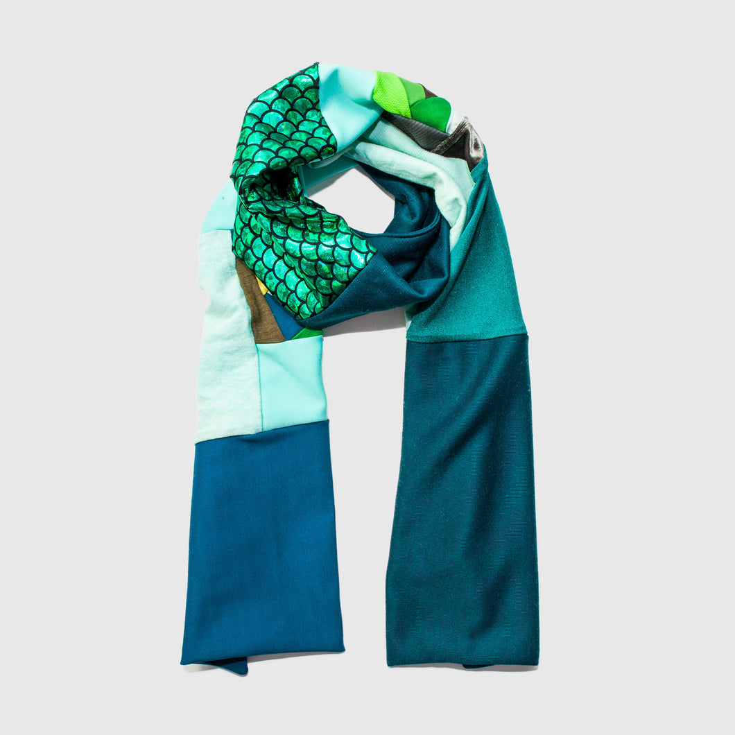Green 'all-over reroll' scarf
