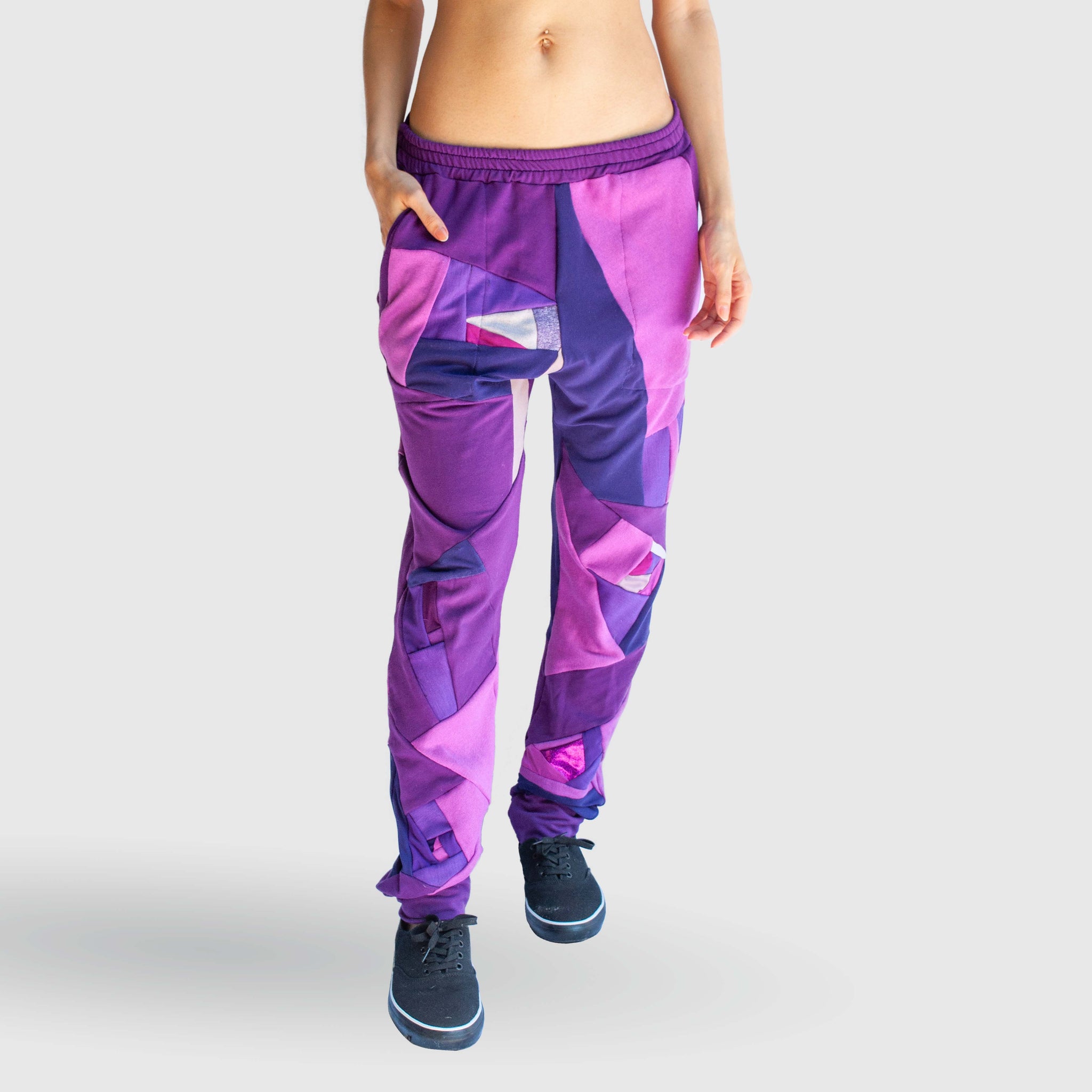 [GRAVER]★ZIPPERED LEGIC PURPLE FLOWER JOGGER PANTS Healing Hands Purple Label 9233 Tara Jogger Scrub Pants