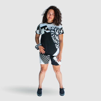 black + white 'all-over reroll' short